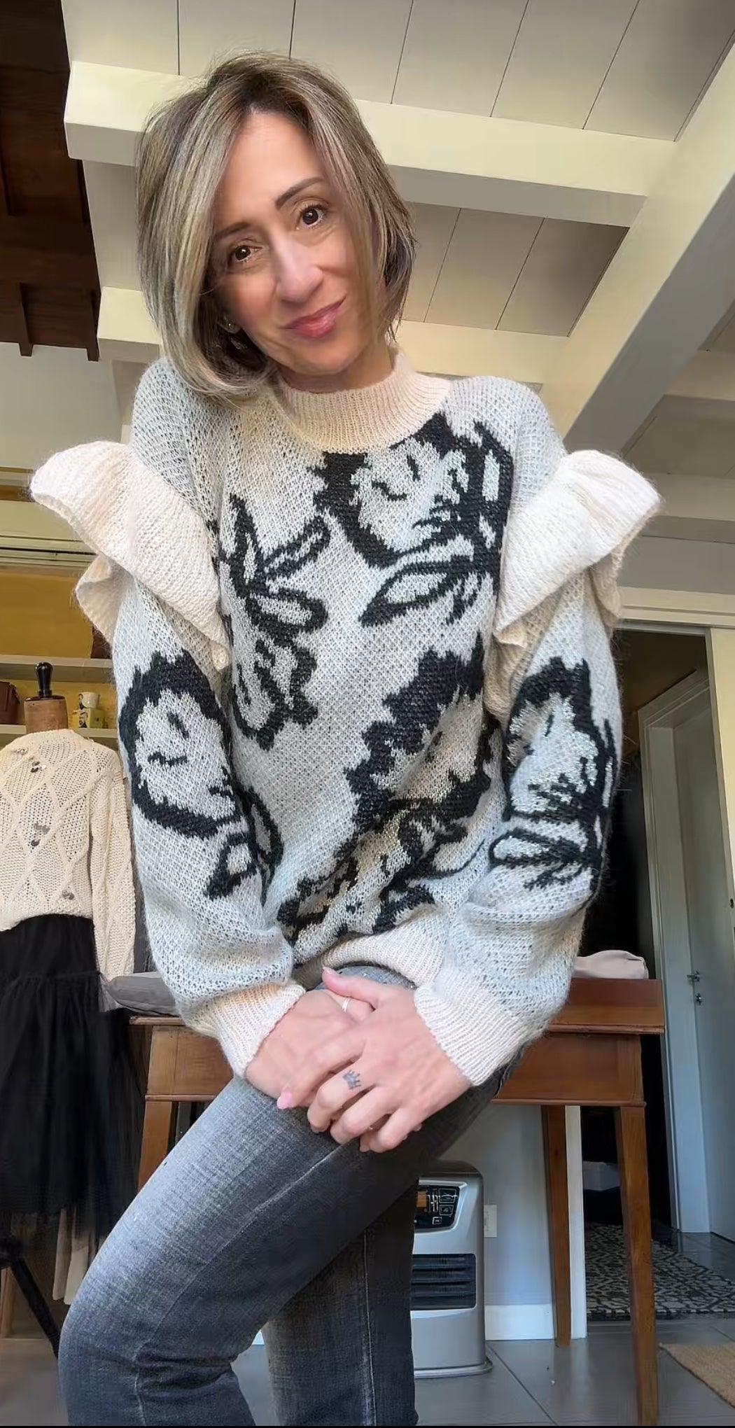 Maglione volant