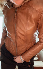Biker in pelle