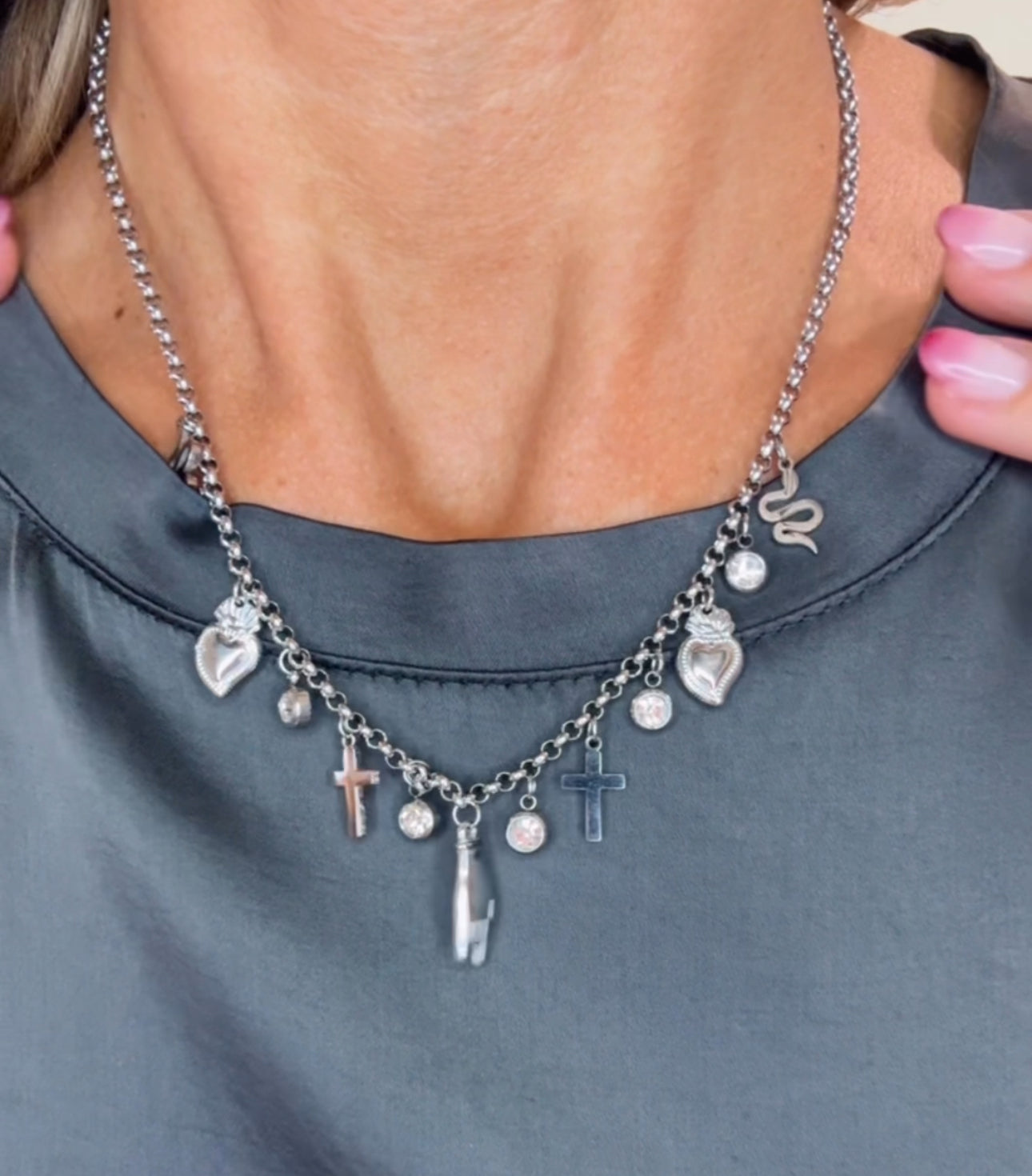 Collana AGATA