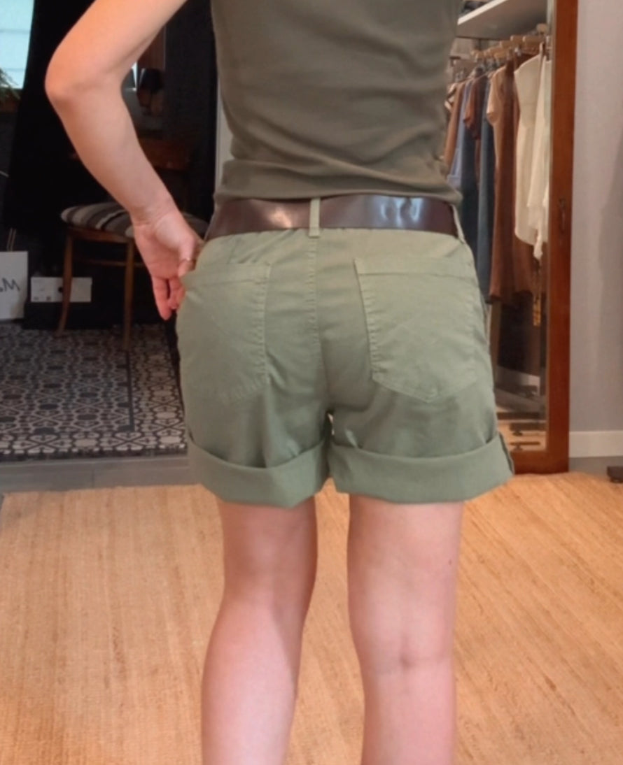 Pantaloncino risvolto