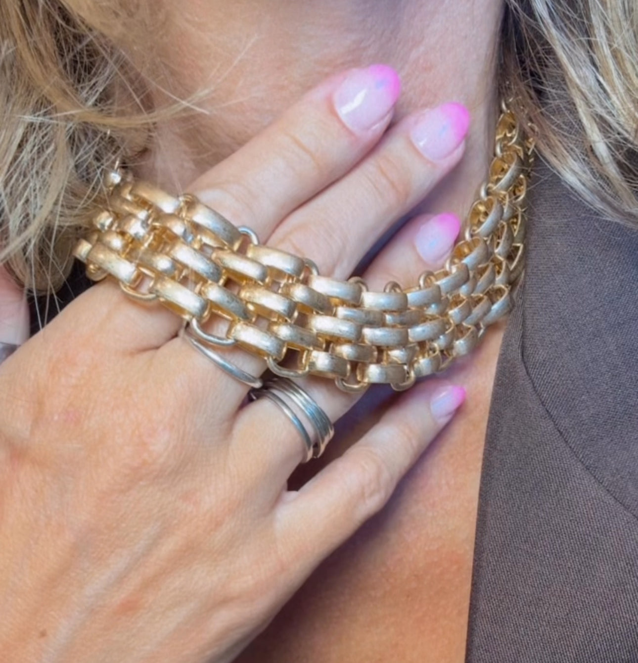 Collana LUX
