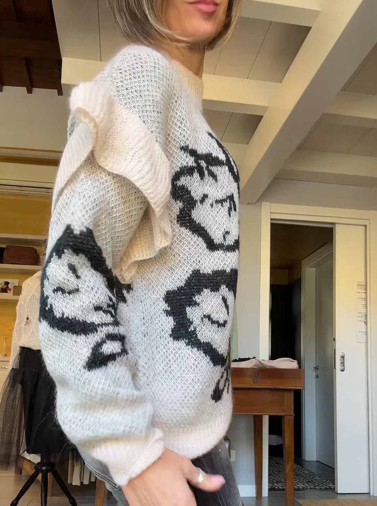 Maglione volant