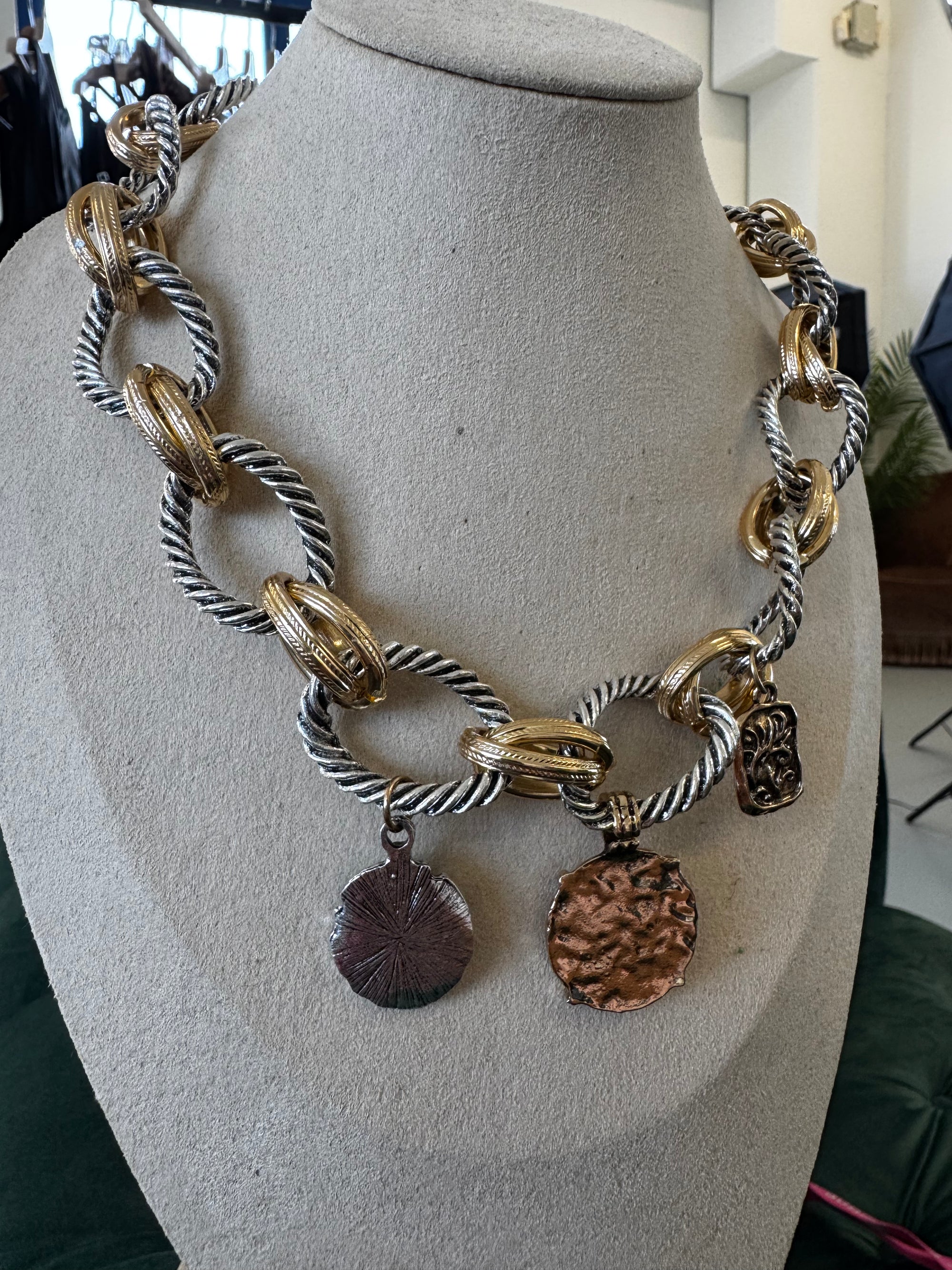Collana METAL