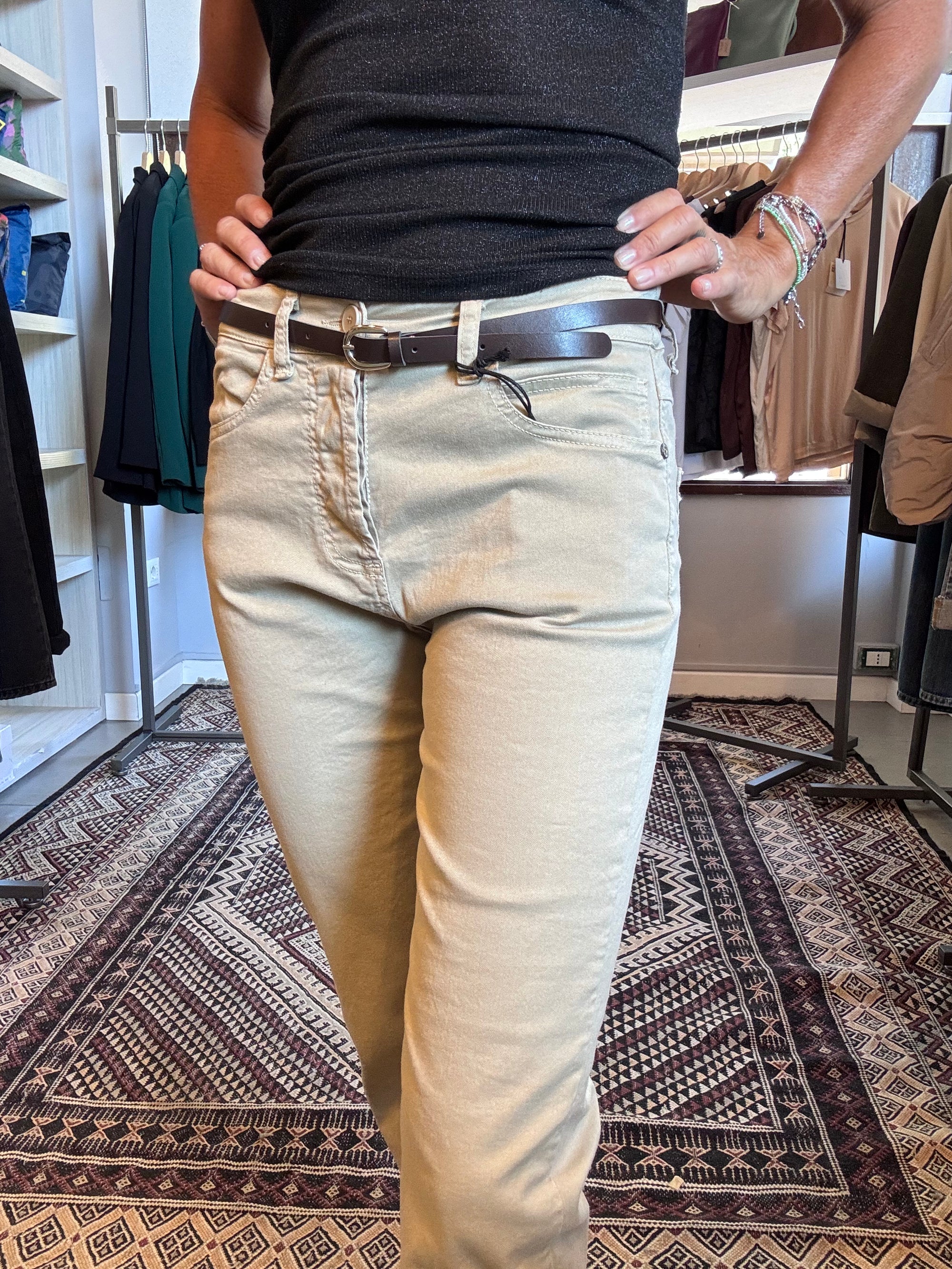 Pantalone Mumbay - Please